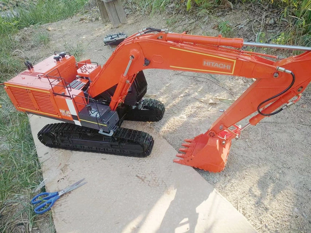 Hitachi 870 Remote Control Excavator – Realistic Metal Model Toy for Adults